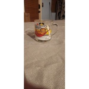 1978 McDonalds Garfield The Cat & Odie "It's Not A Pretty Life" Glass Coffee Mug